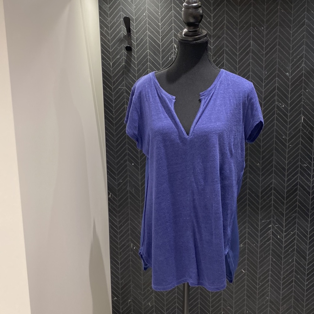 Sanctuary blue t-shirt, linen & polyester,  very good condition, size medium